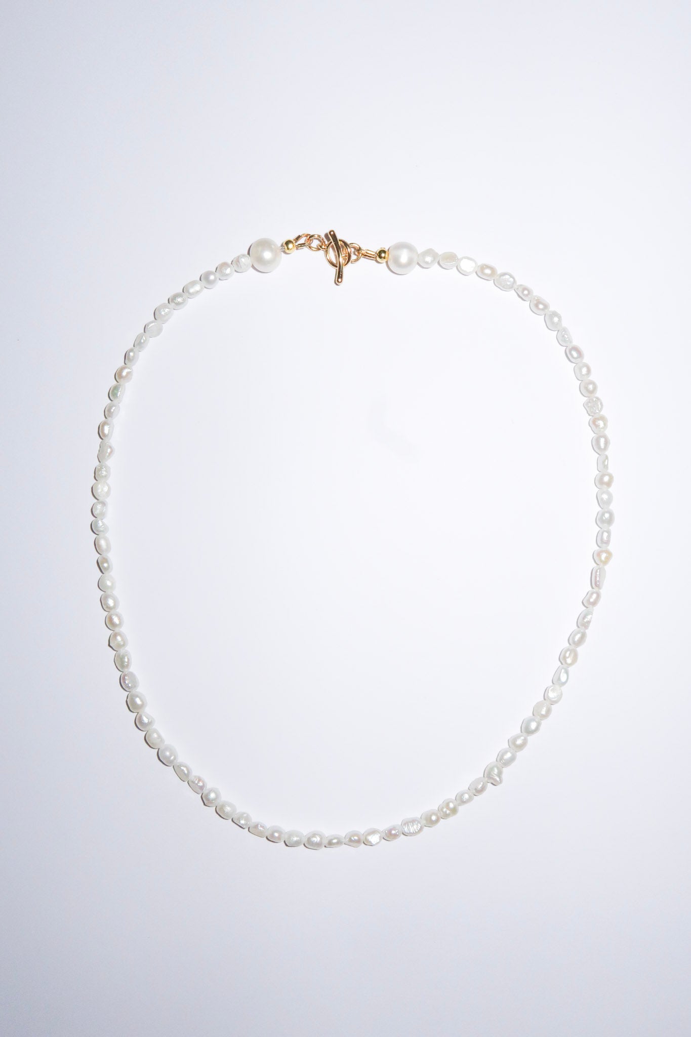 DAINTY PEARL NECKLACE