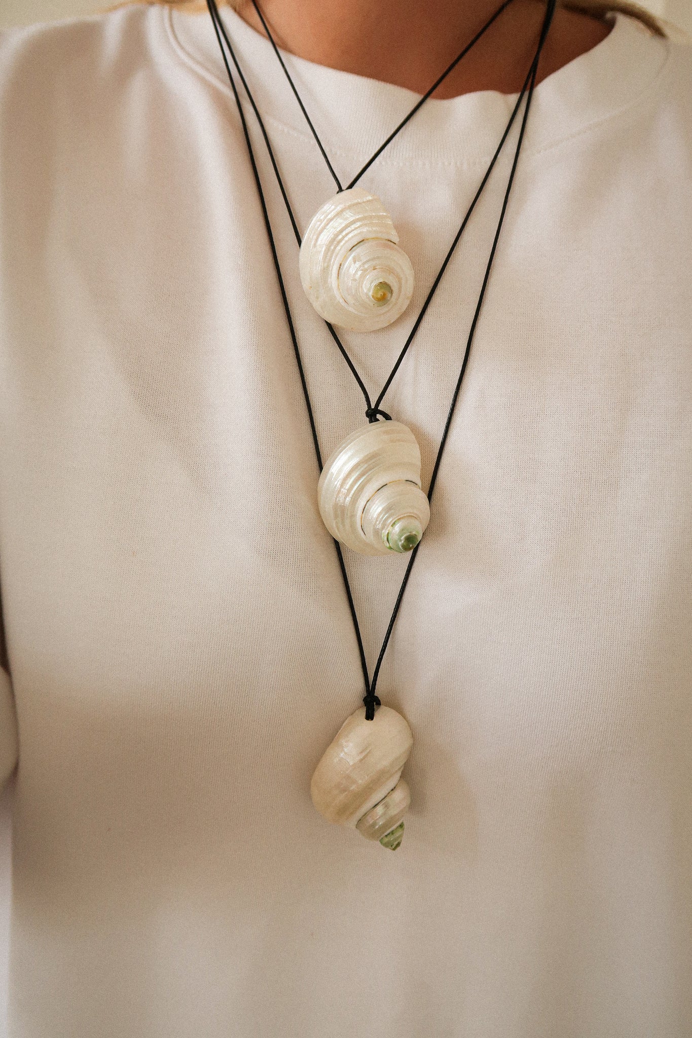 SHELL PENDANT