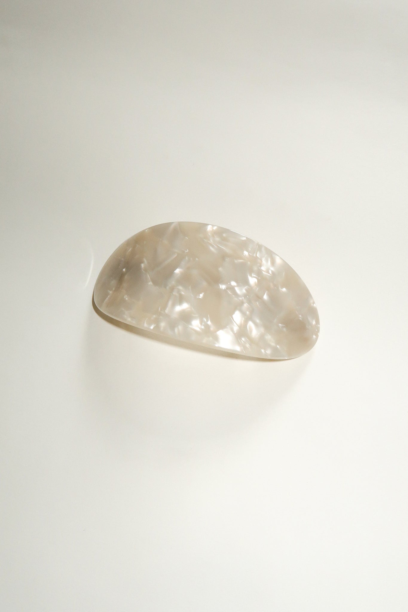 PEARL BARRETTE CLIP